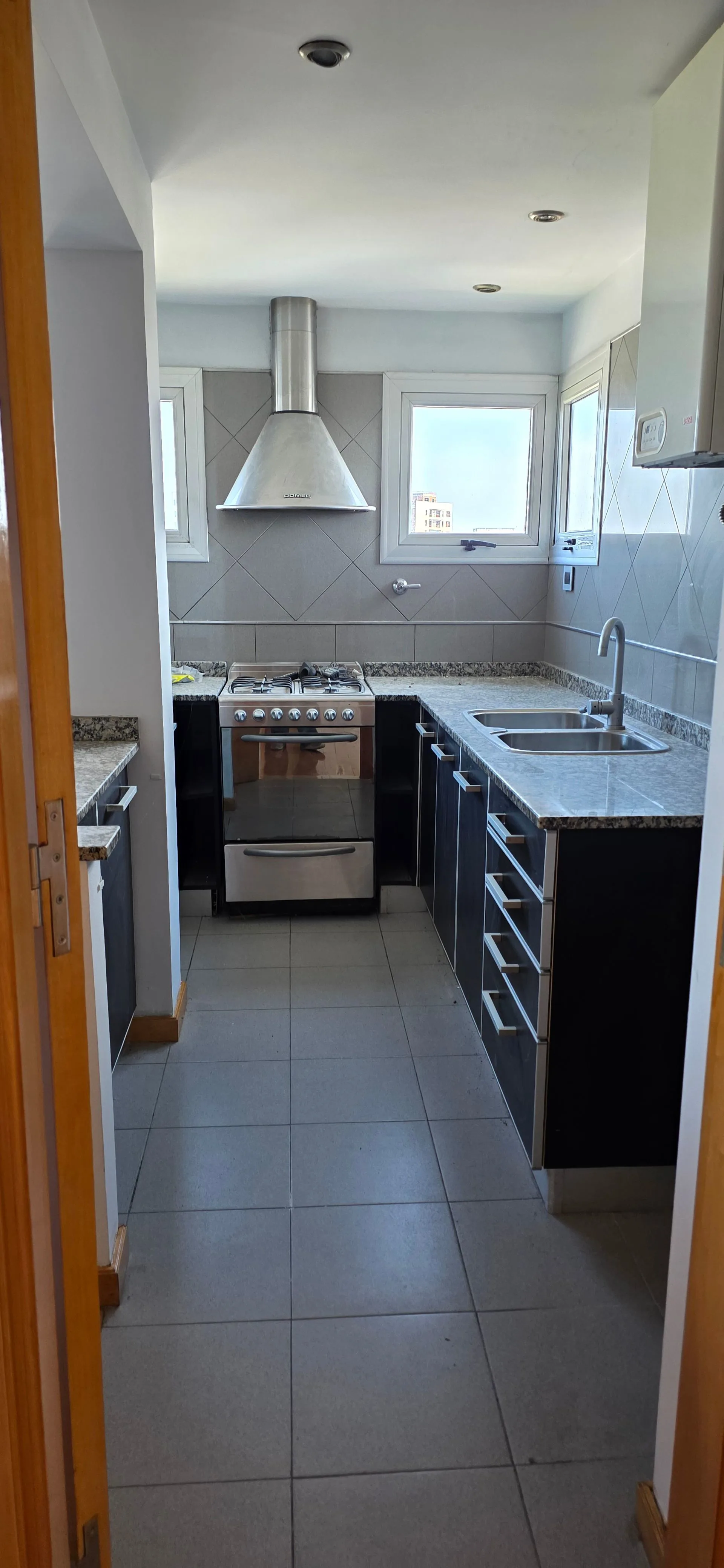VENTA DEPTO 4 AMB COCH DOBLE APTO CREDITO QUILMES foto 3