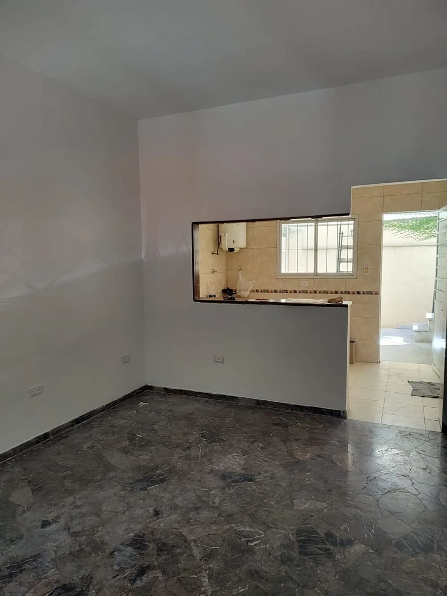 VENTA CASA PH 3 AMBIENTES HAEDO foto 2