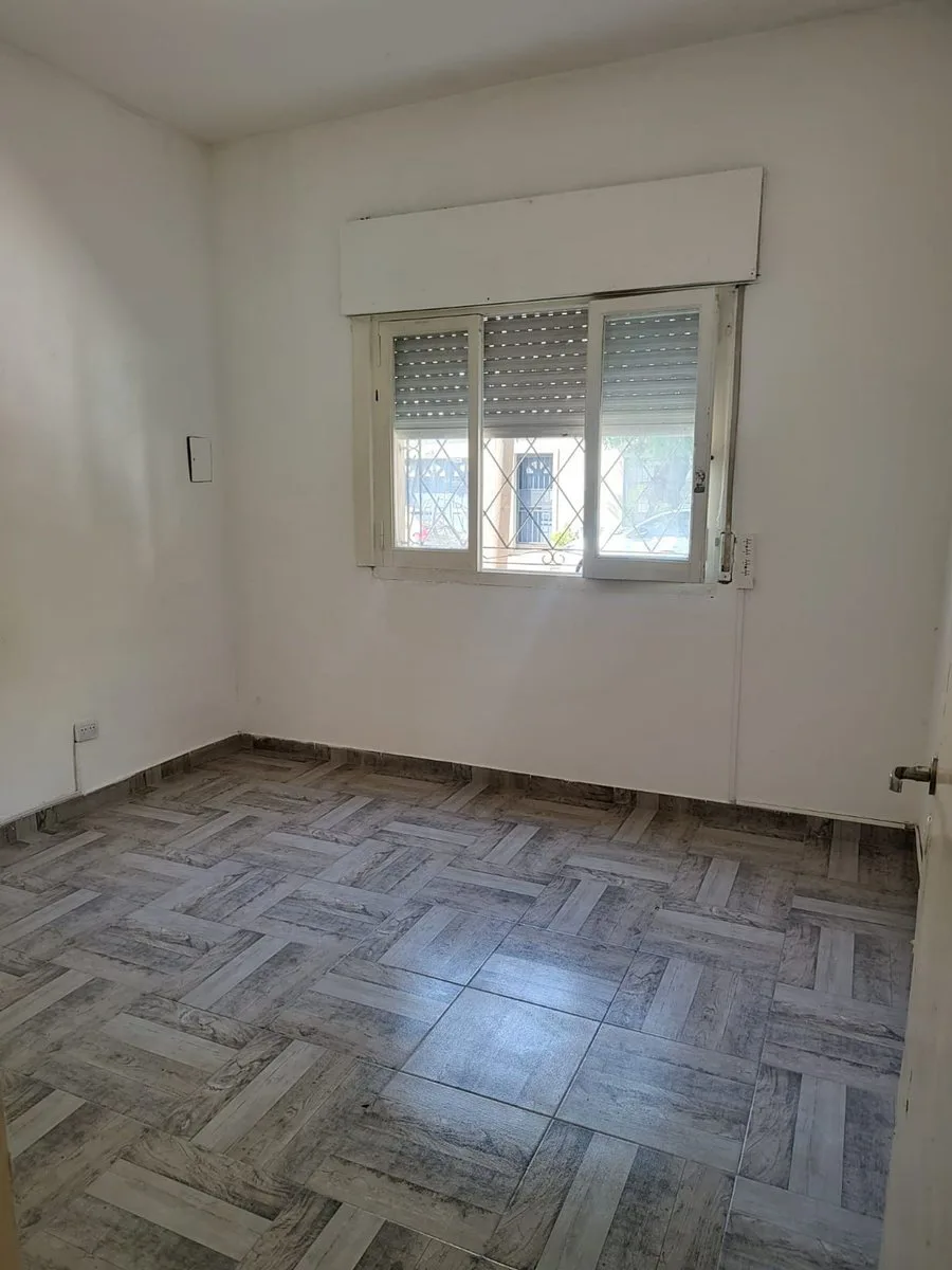 VENTA CASA PH 3 AMBIENTES HAEDO foto 3