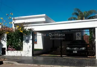 Casa de 3 dormitorios en Venta – Bº Villa Cabrera foto 1
