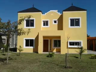 Bella casa a estrenar en Bº San Alfonso, Pilar del Este foto 1