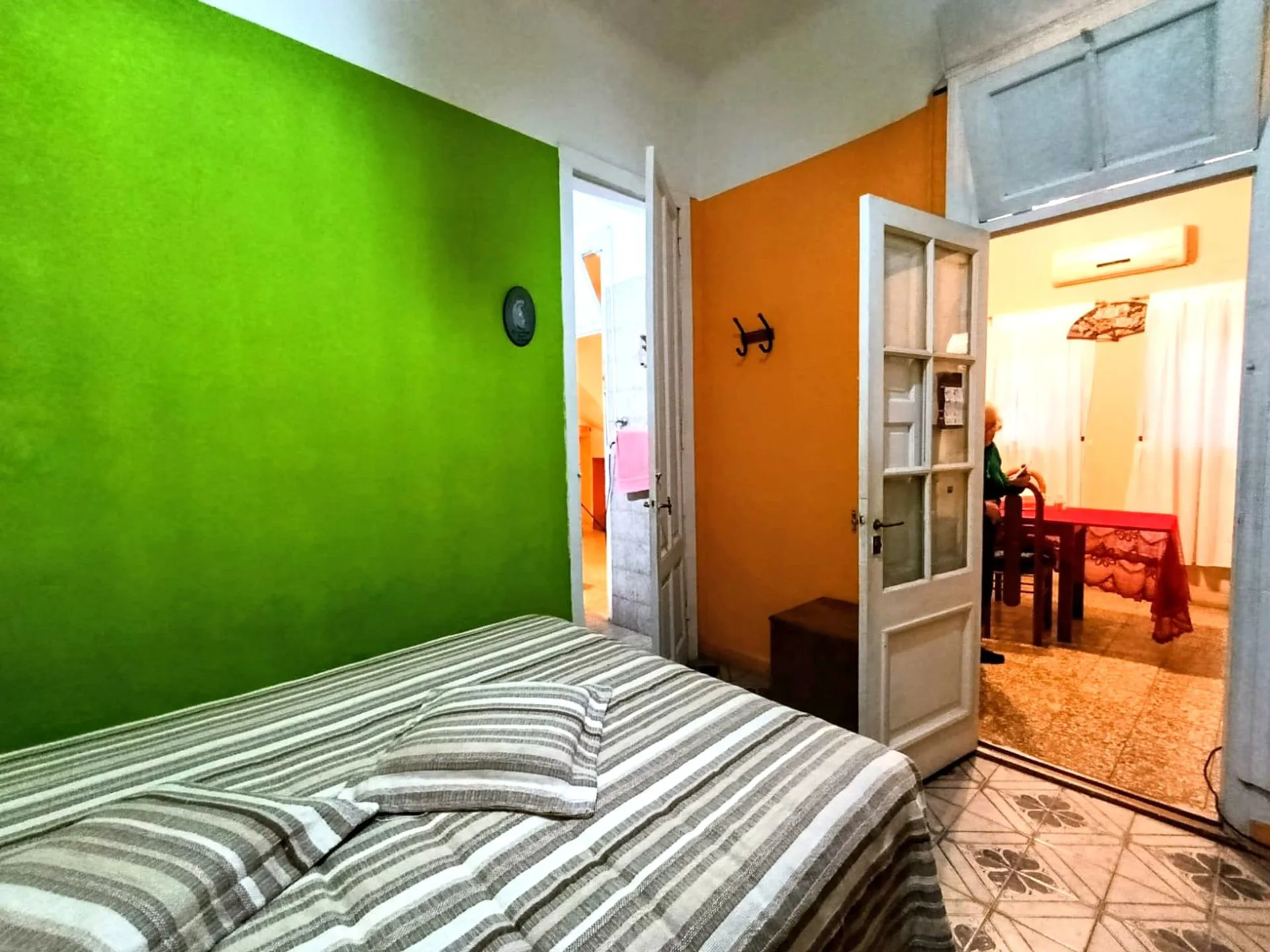 OPORTUNIDAD VENTA PH MULTIFAMILIAR VILLA LURO! foto 5