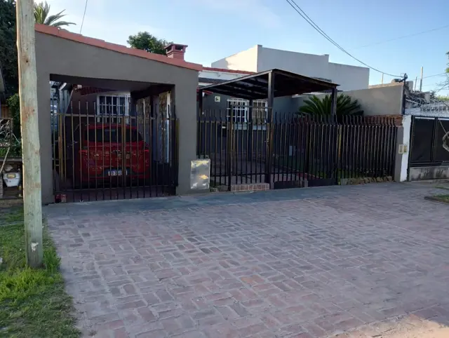 Venta casa 3 ambientes y departamento 2 amb. William C. Morris, Hurlingham
