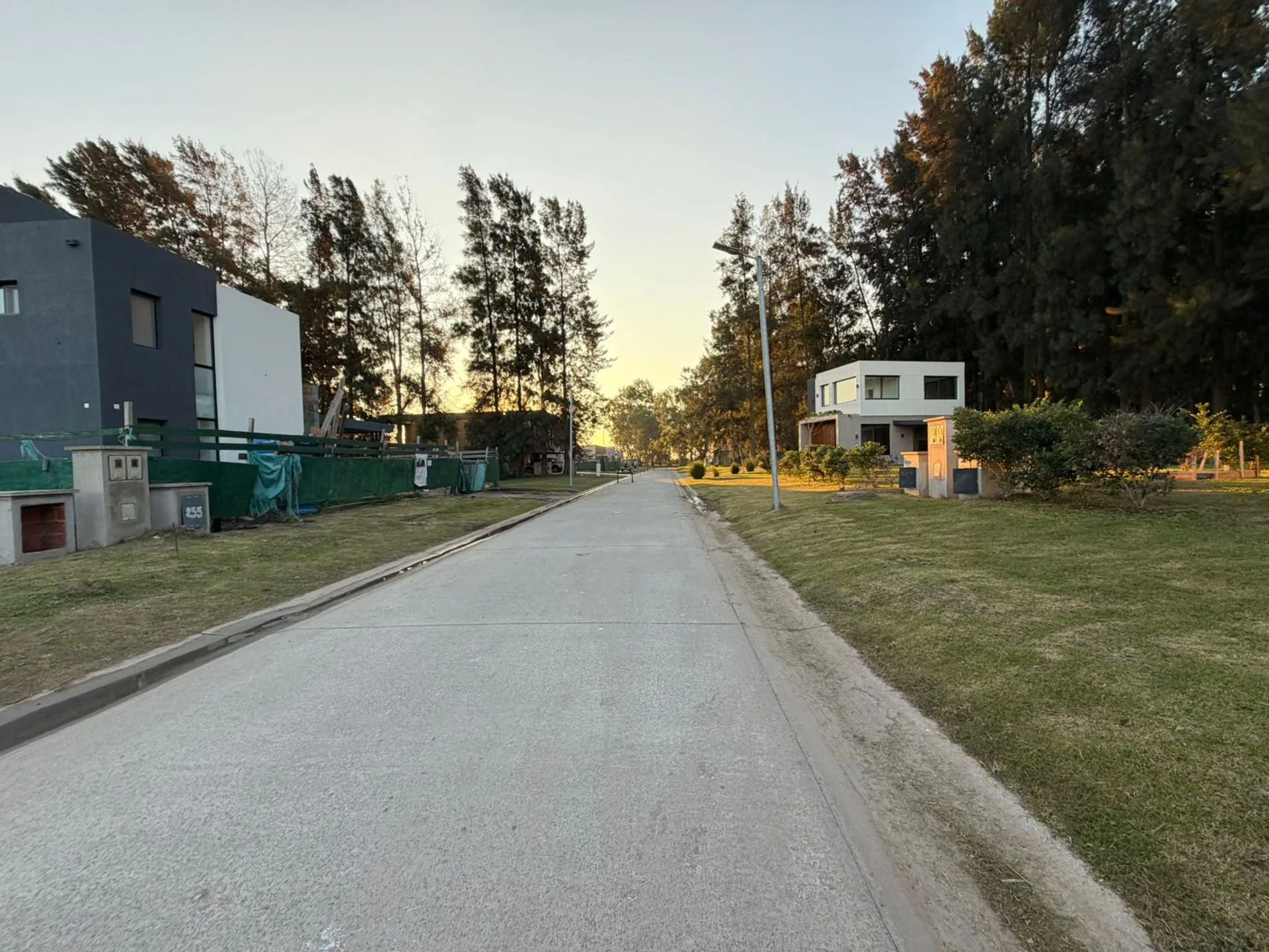 LOTE EN VENTA EN BARRIO PRIVADO LARES DE CANNING foto 2
