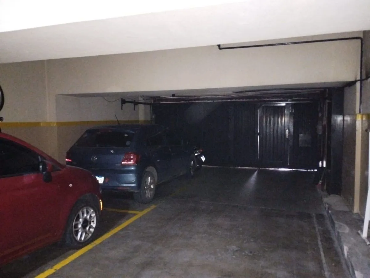 Venta OPORT Duplex Piso 11° COCHERA 4 amb RECOLETA foto 4