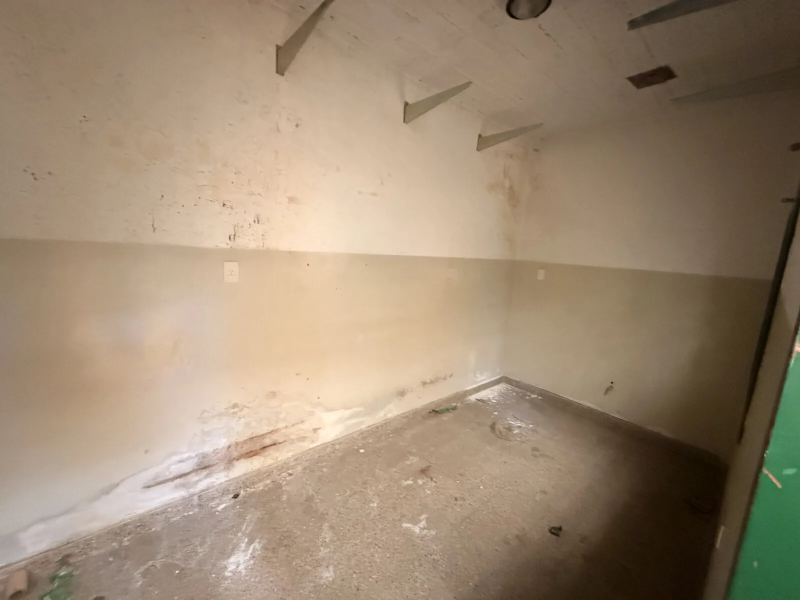 Depósito de 290 m² en Alquiler en La Matanza foto 4