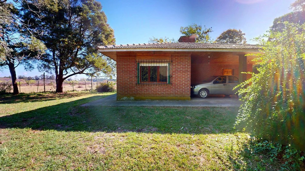 VENTA CASA EN PARQUE PEÑA TRES AMBIENTES foto 3