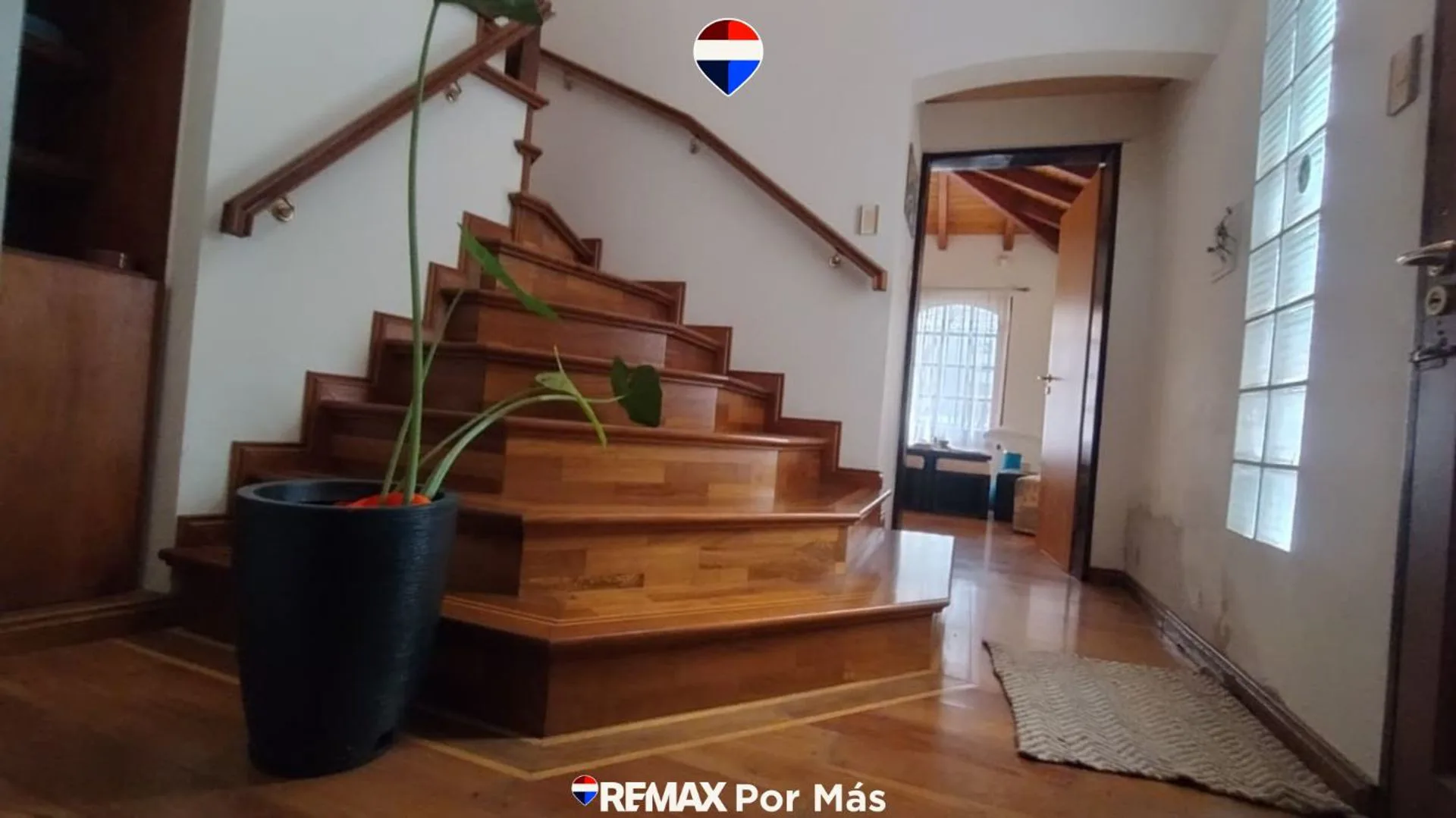 Exclusiva gran casa en el Rosedal de Paraná foto 4