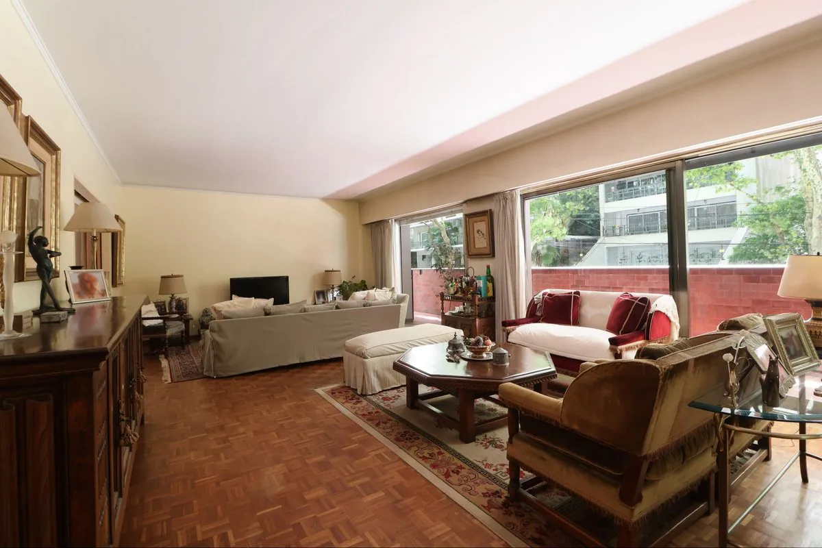 Venta Departamento 5 Ambientes Belgrano Jardín foto 2
