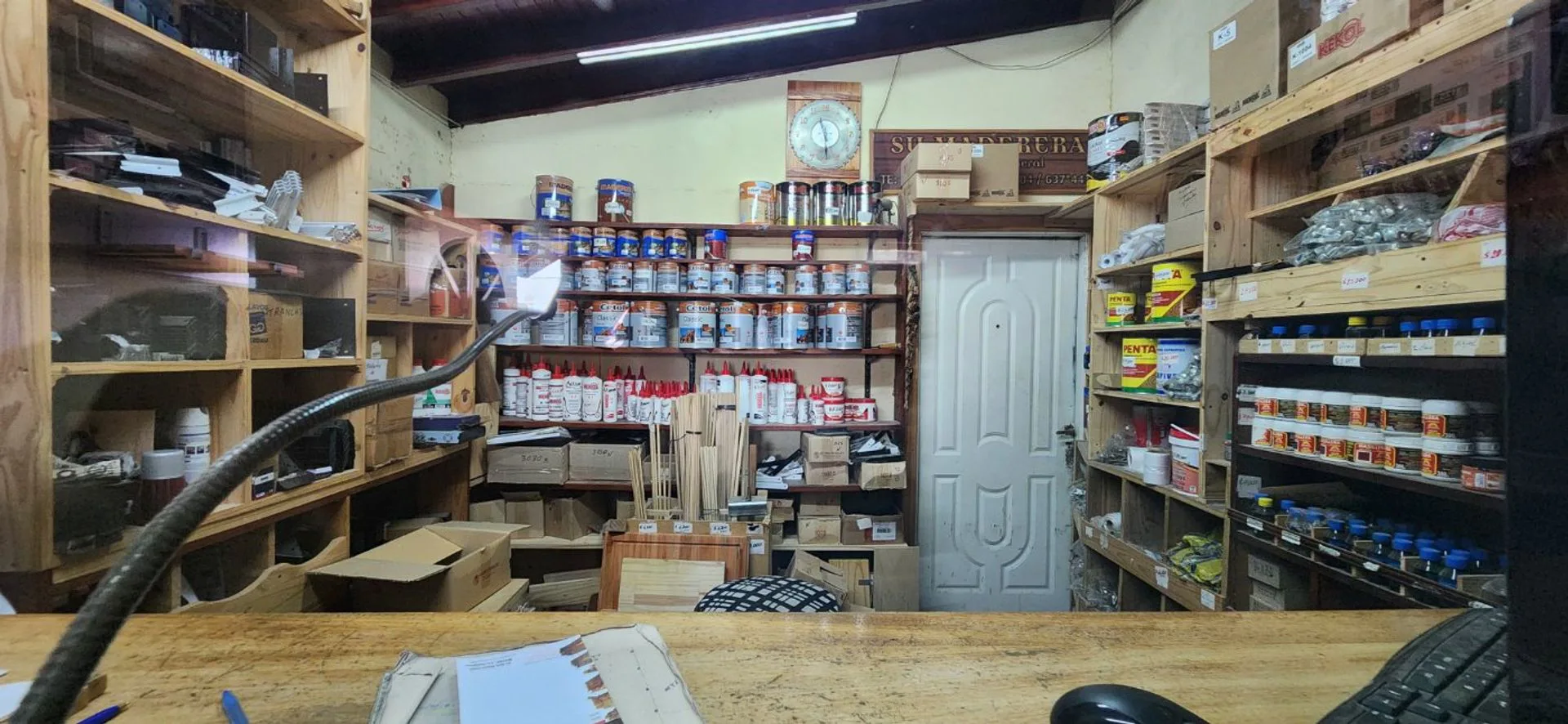 AQUILERDE IMPORTANTE PREDIO COMERCIAL EN ISIDRO C foto 3