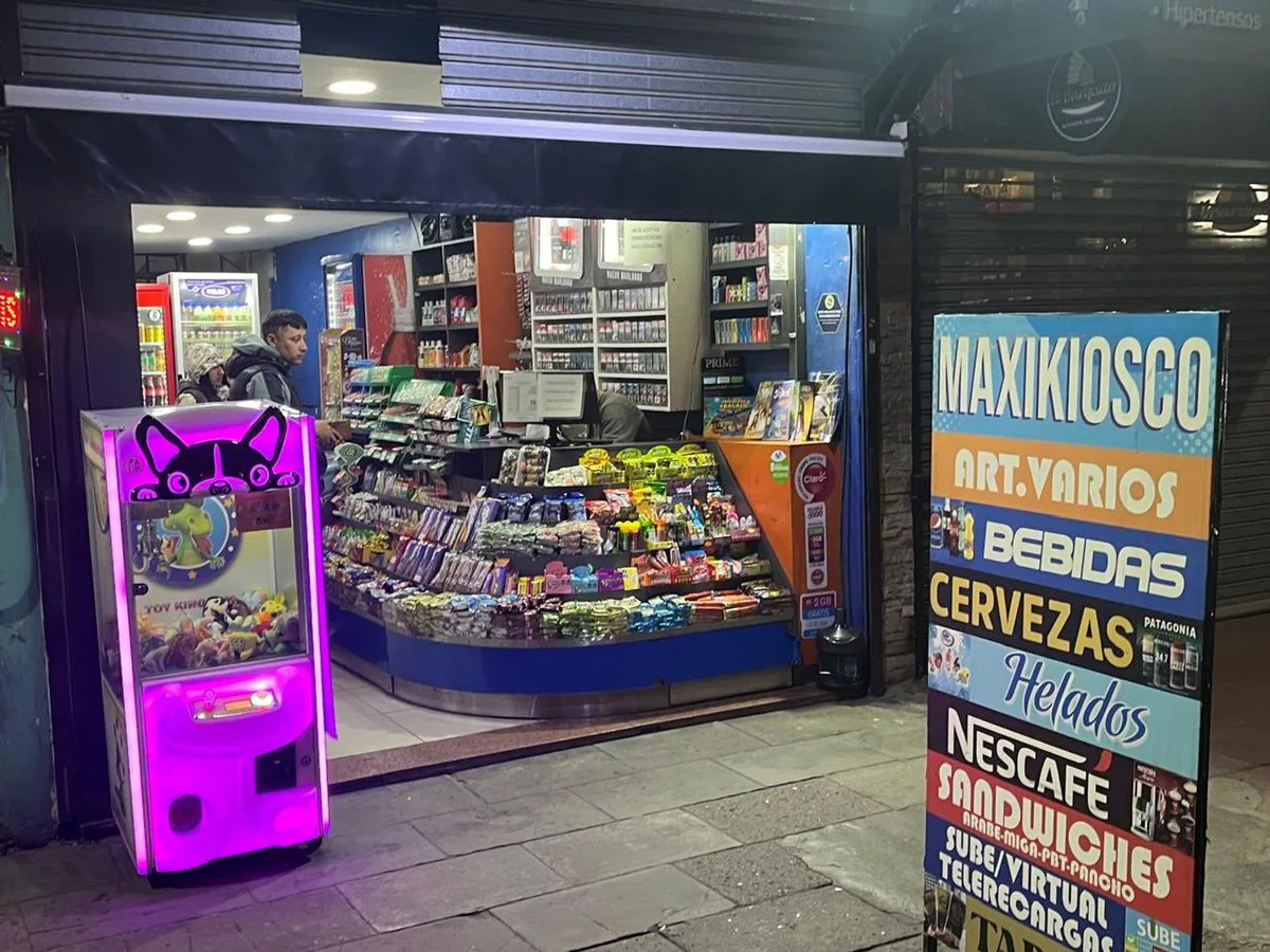 VENTA, FONDO DE COMERCIO MAXIKIOSCO, MORON foto 2