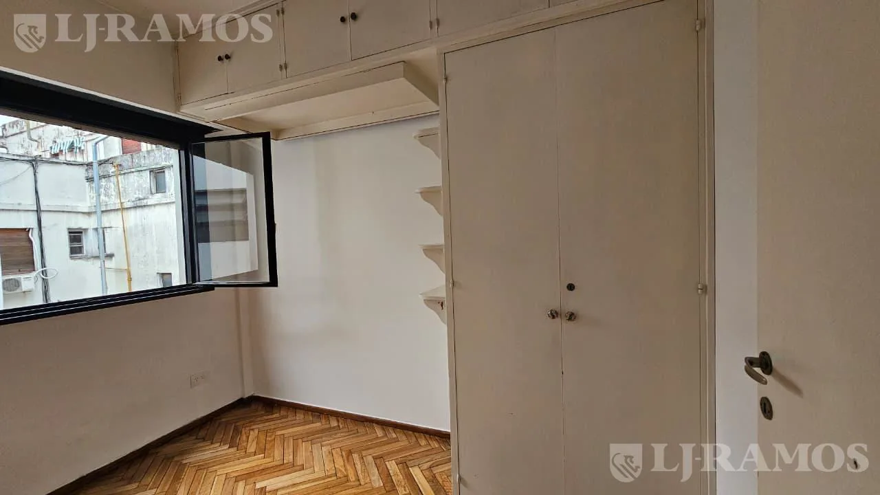 Departamento de 3 amb con balcón en alquiler en Belgrano. foto 5