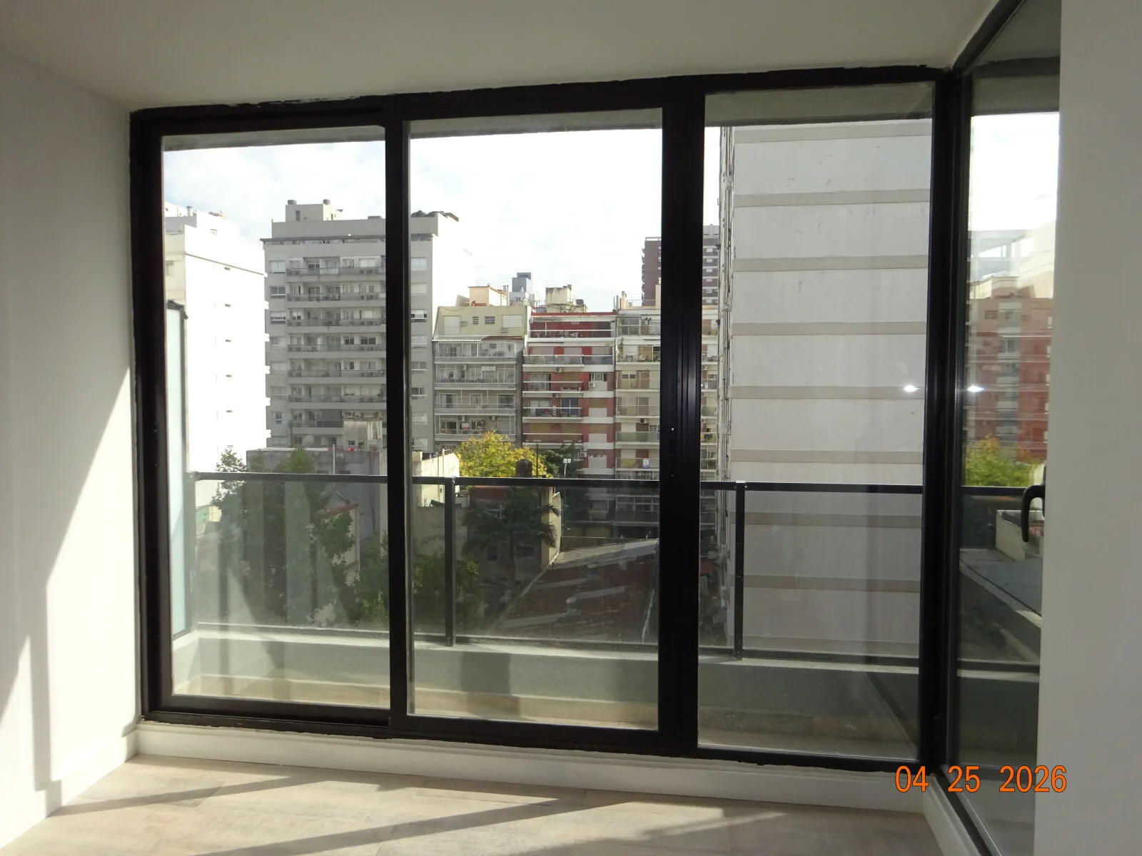 Dos ambientes luminosos a estrenar foto 5