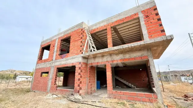 LOTE CON MEJORA BELLA VISTA SUR