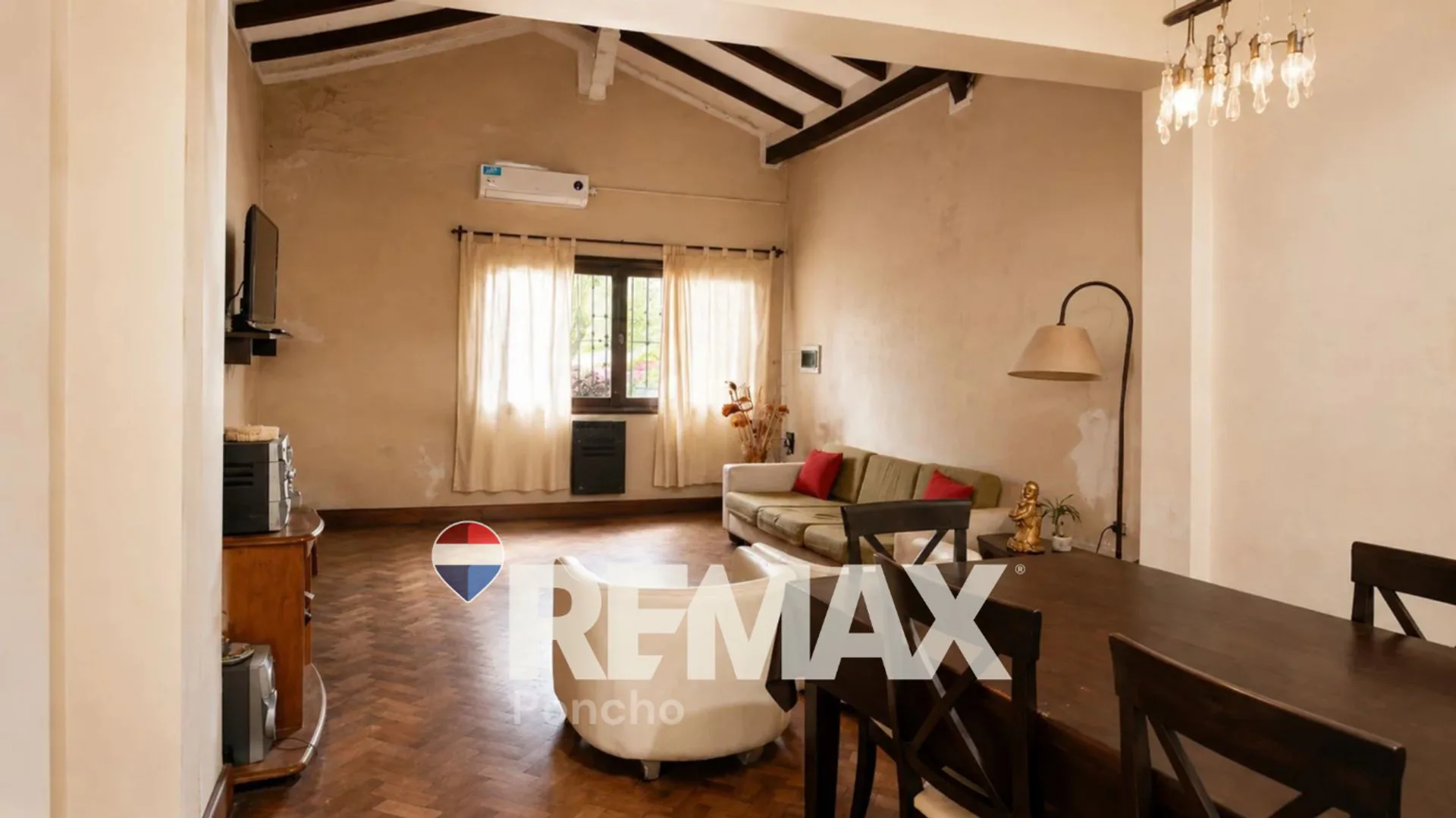SE VENDE CASA 3 HABITACIONES Terreno 453m2 (Centro