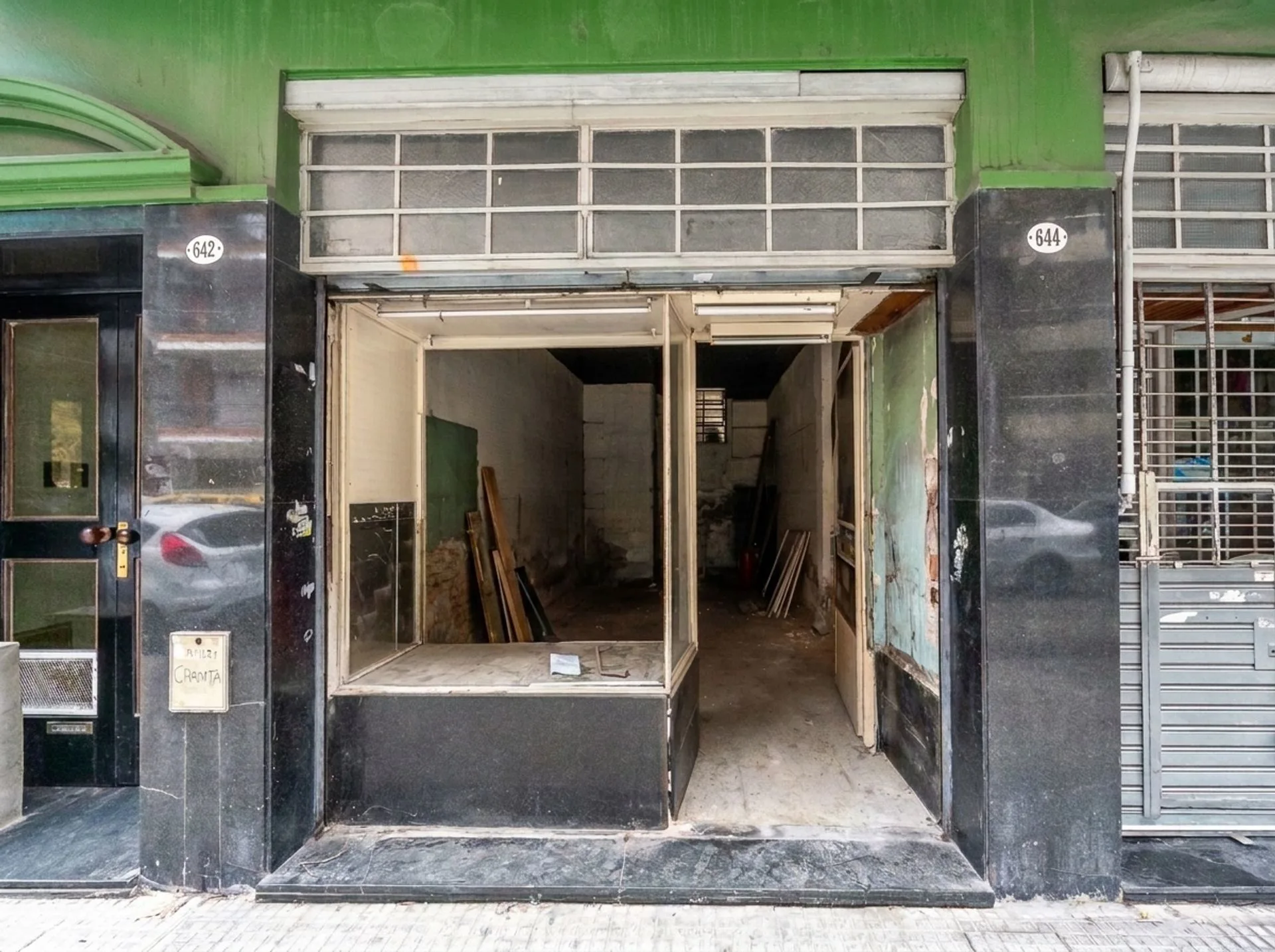 VENTA LOCAL COMERCIAL EN CABALLITO foto 3