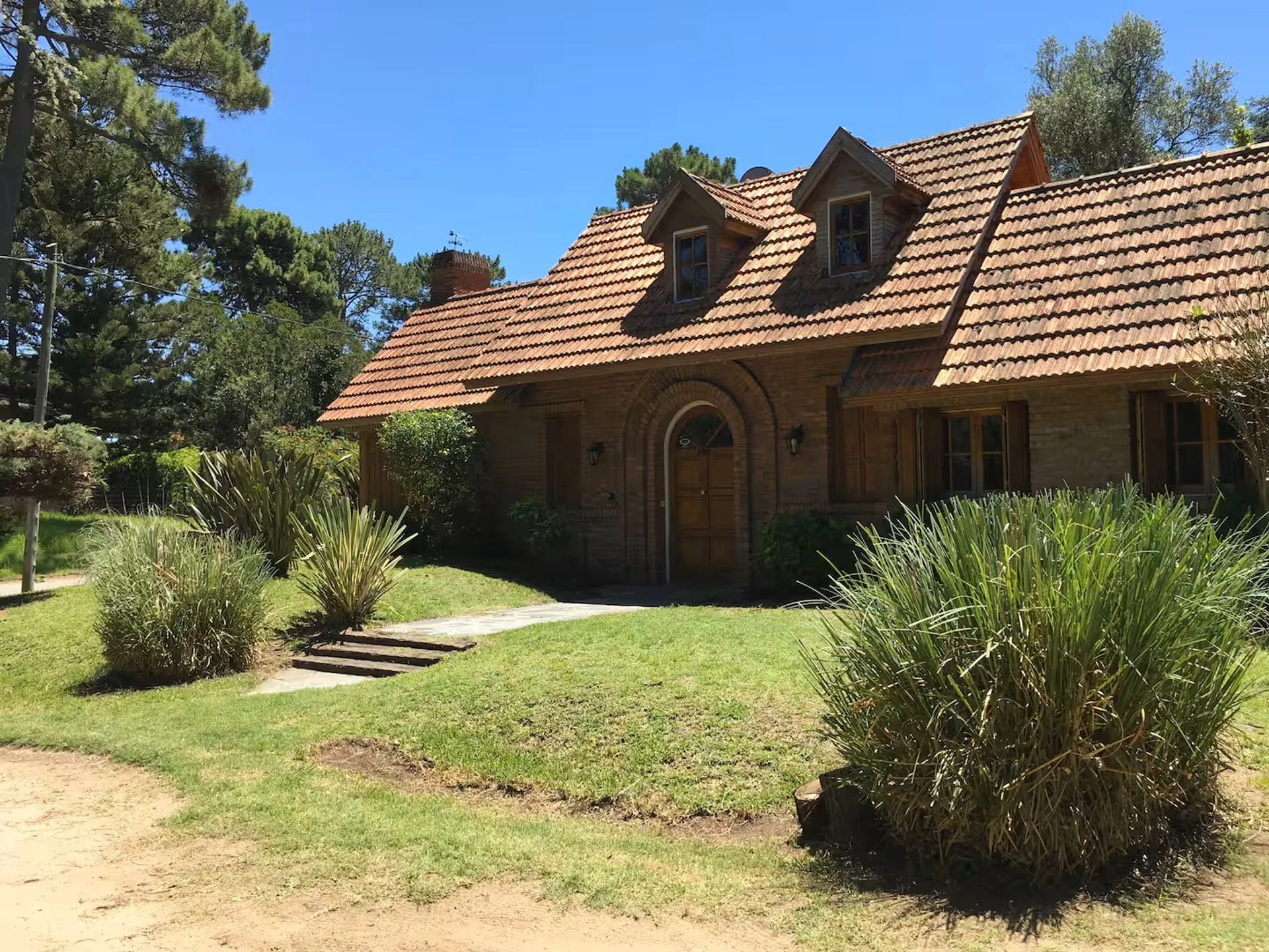 Casa en Venta en PINAMAR Zona Iglesia foto 3