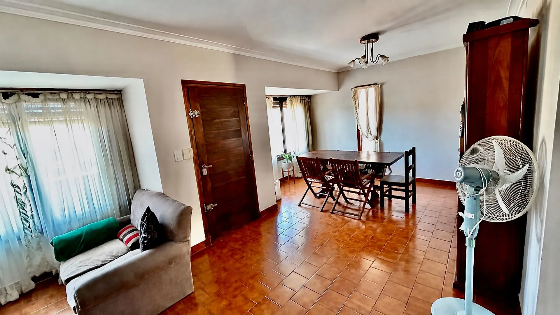 VENTA CASA 4 AMB C/JARDIN CONSTITUCION MDP foto 2
