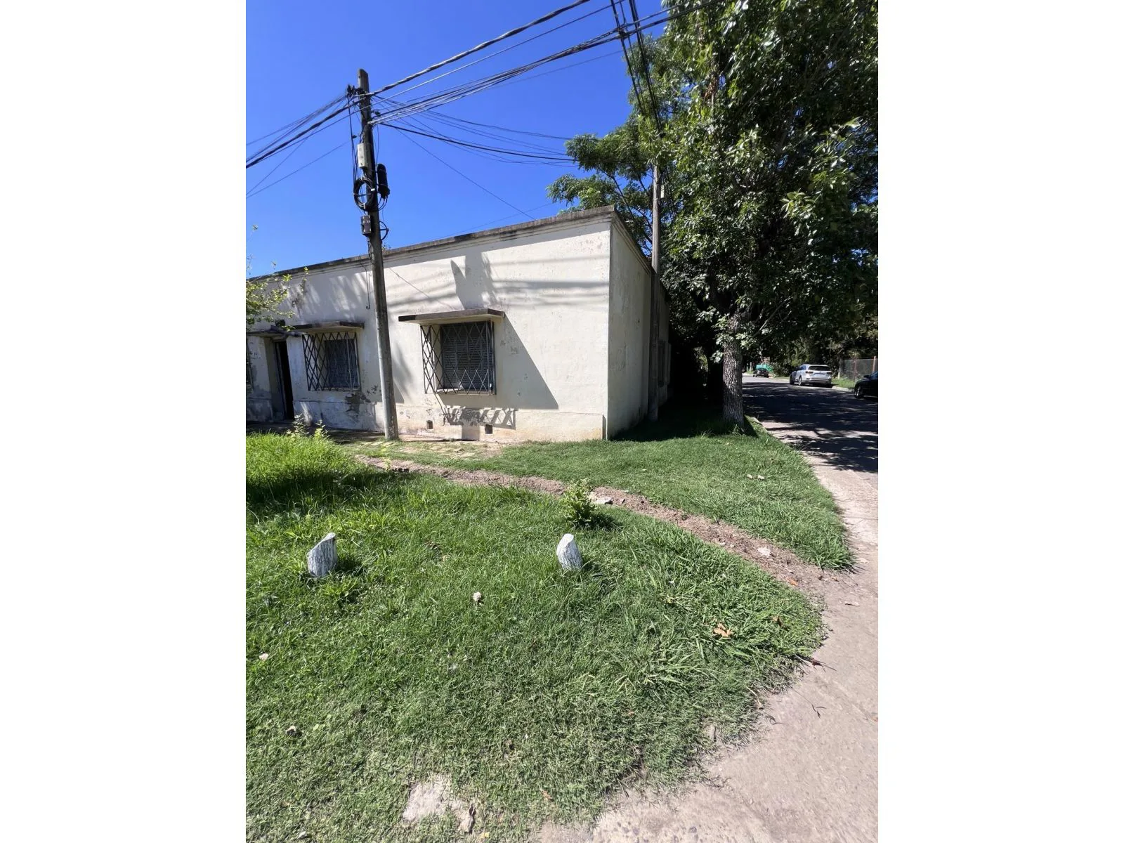 Propiedad ubicada en la esquina de Blandengues y Sayos - Monte foto 2