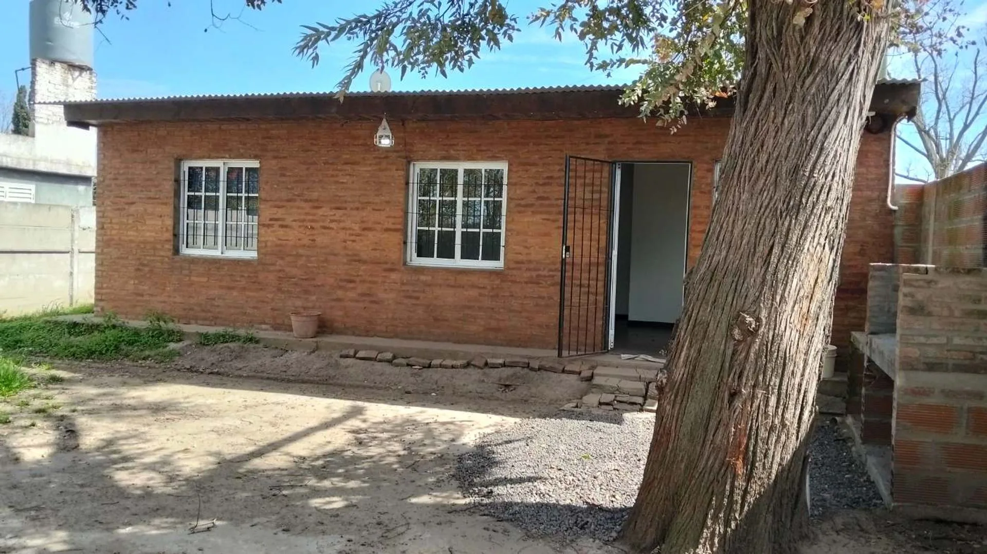 VENTA CASA DOS DORMI SAN NICOLAS/COLOMBINI foto 2