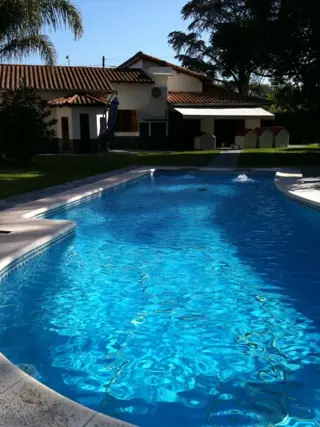 Importante Casa quinta en Monte Grande - APTA A CREDITO!! foto 2