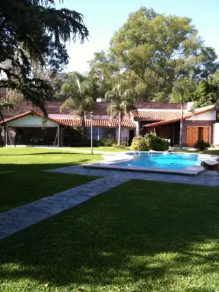 Importante Casa quinta en Monte Grande - APTA A CREDITO!! foto 4