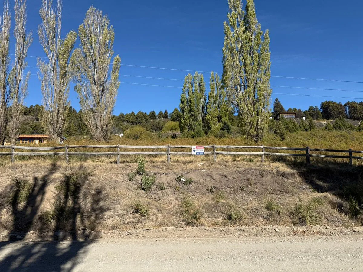 Viví la Patagonia,terreno frente al Lago Mosquito foto 4