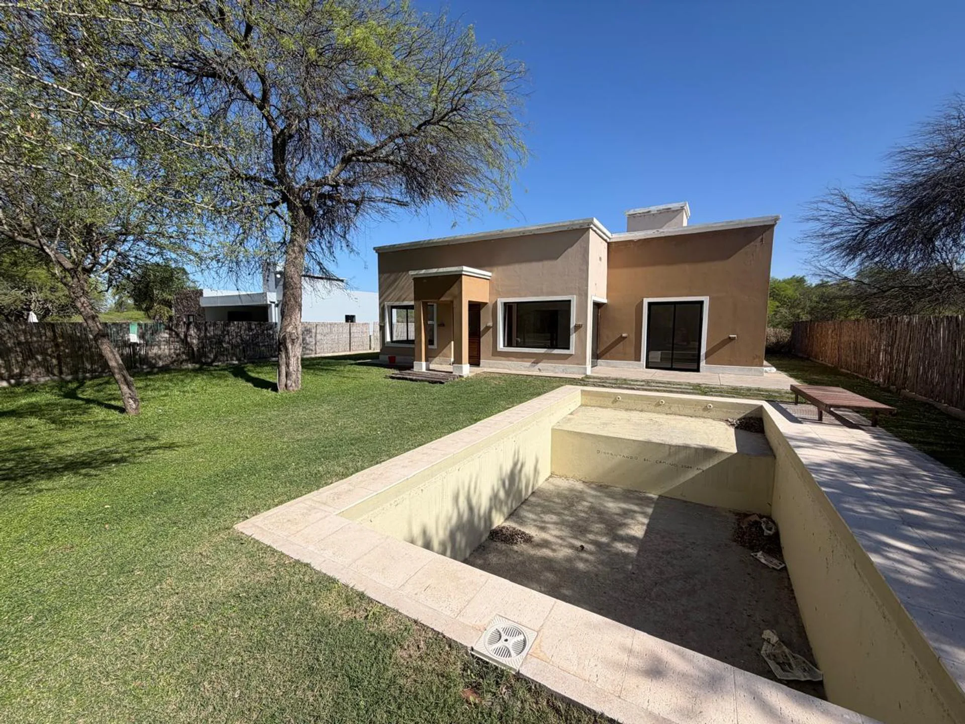 CASA EN VENTA - B° TIERRA DULCE - 3 DORMITORIOS foto 5
