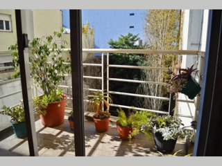 NUEVO PRECIO - Departamento en Venta en Parque Centenario, 2 ambientes en dúplex con baño y toilette, 65 m2 + balcón, - Río de Janeiro 700 foto 3