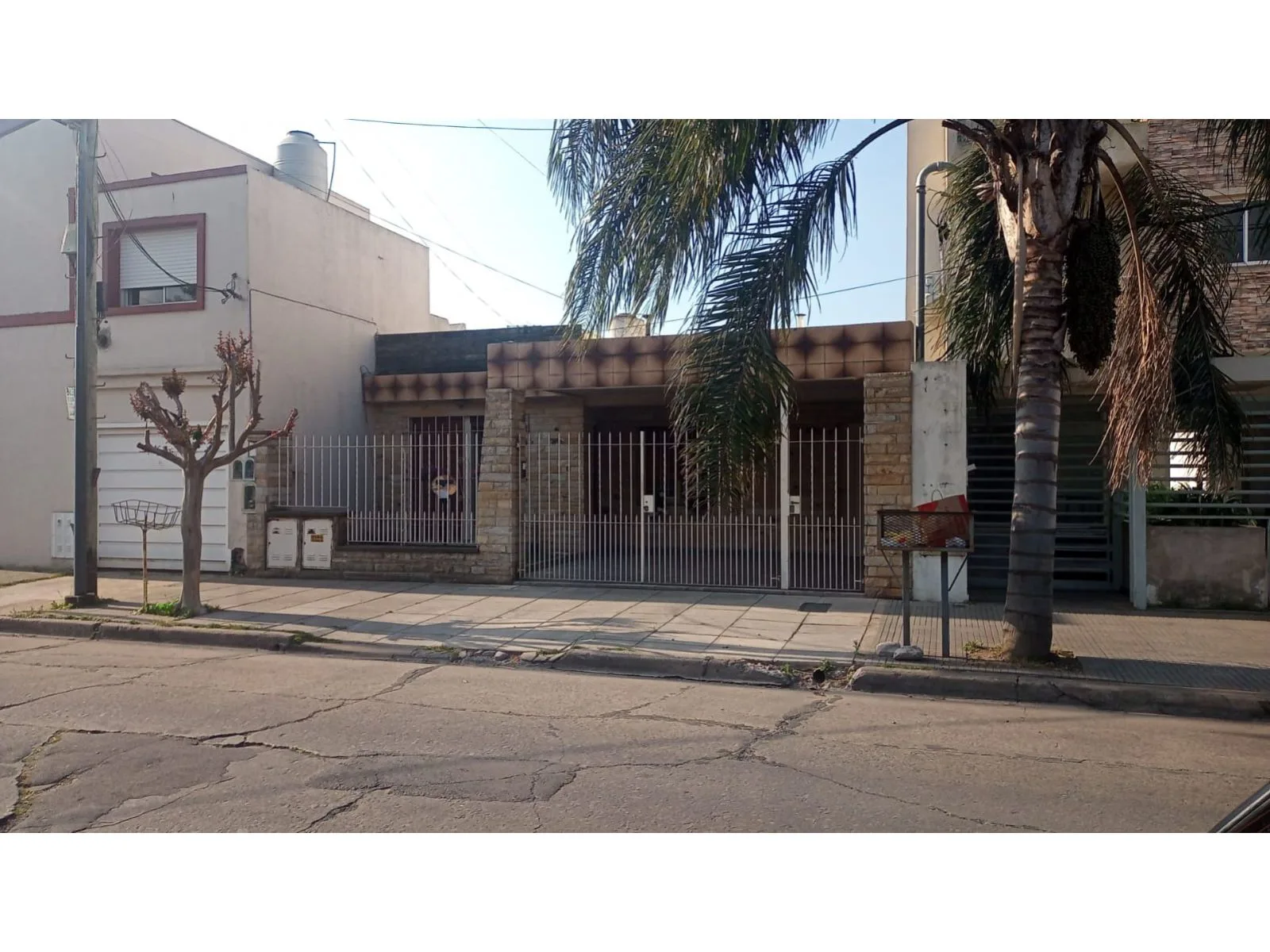 PH. TIPO CASA 3 AMB.AL FRENTE C/COCHERA foto 3