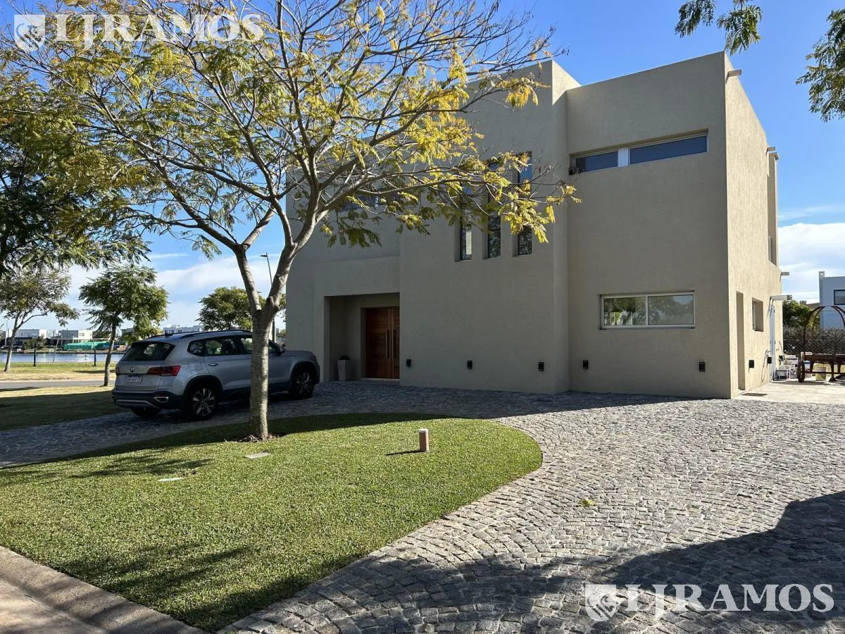 Casa en venta en el Barrio Vistas, Puertos / Escobar foto 3
