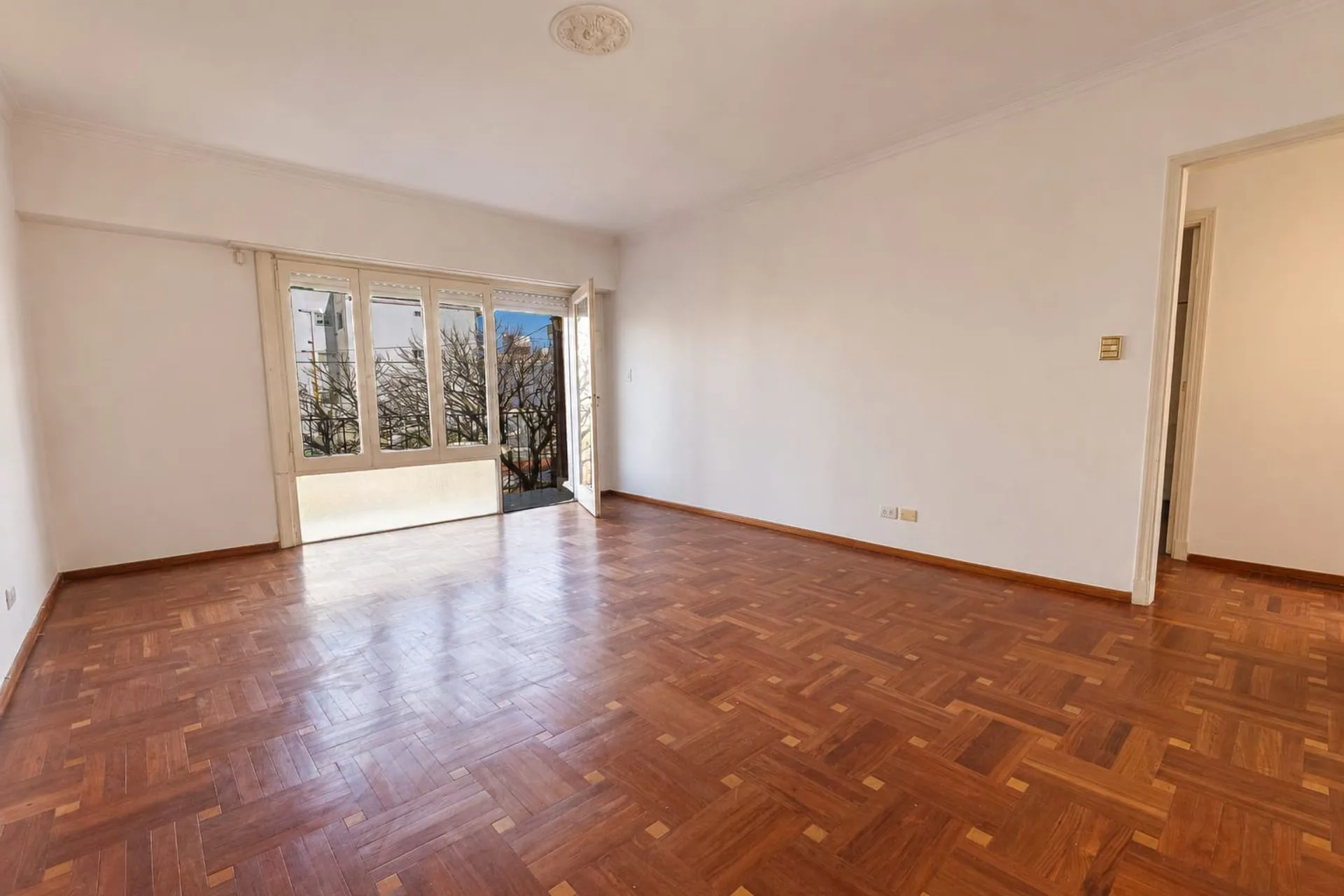 Venta PH 3 amb. con balcón y parrilla Chauvín