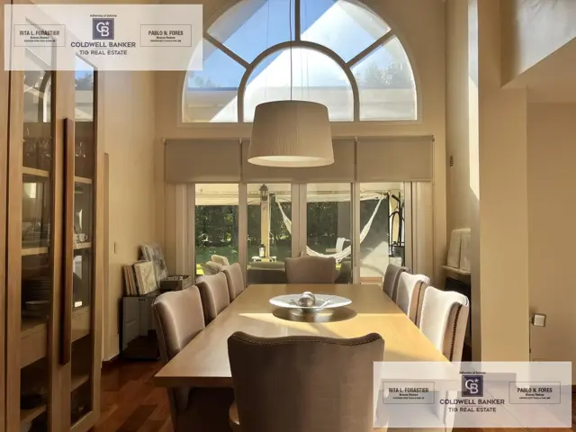 Venta casa 5 ambientes con pileta en Barrio La Colina
