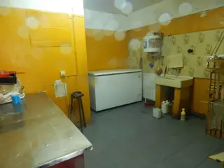 Nºref: 479 -INCREIBLES Y UNICOS LOCALES Y DPTO EN PLENA AVENIDA VUCETICH DE BARRIO ITUZAINGO foto 3