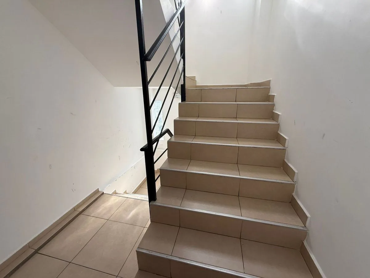 VENTA Dpto 2 DORM  y COCHERA- B° CANDIOTI foto 3