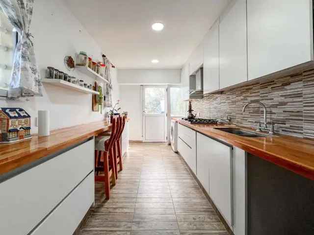 CASA 3 DORMITORIOS EN VENTA LA PLATA CON PATIO