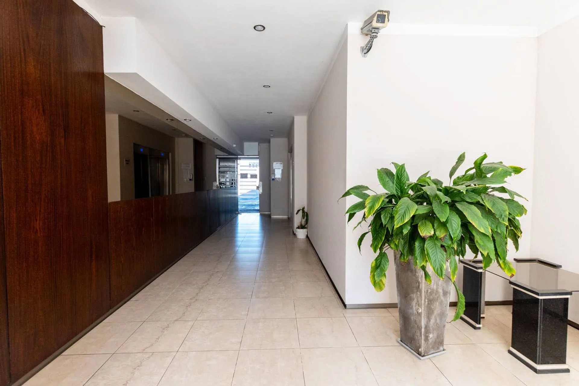 Celestino VIII. Dpto de 2 dorm y 2 baños. Centro. foto 5