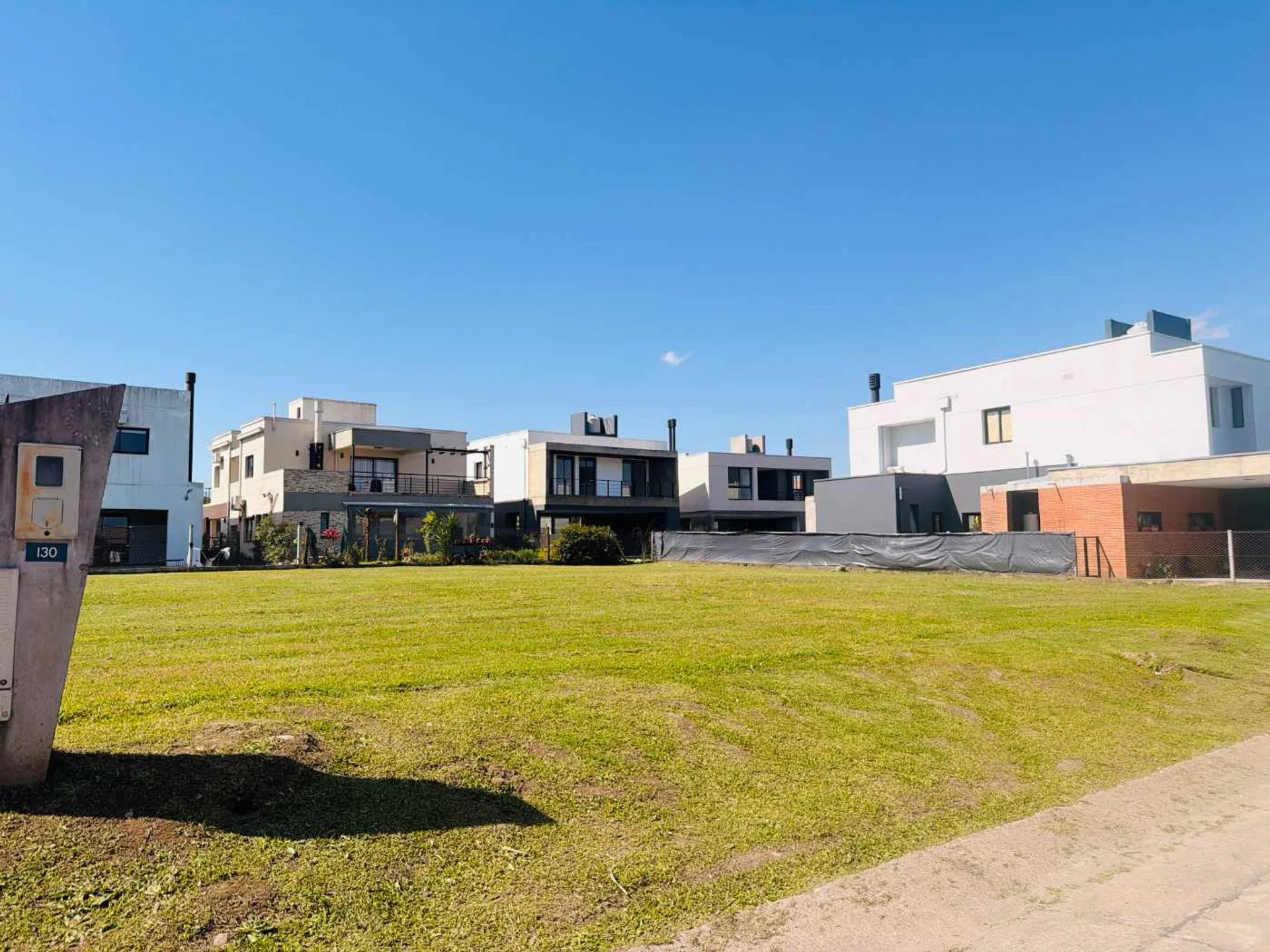 VENTA TERRENO VIENTO SUR foto 2