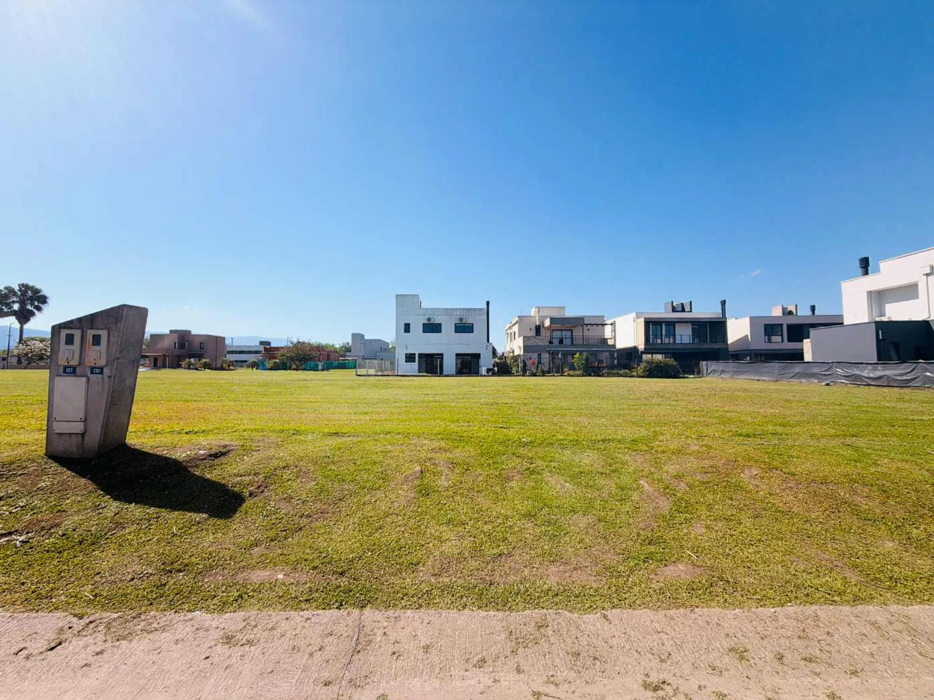 VENTA TERRENO VIENTO SUR foto 4