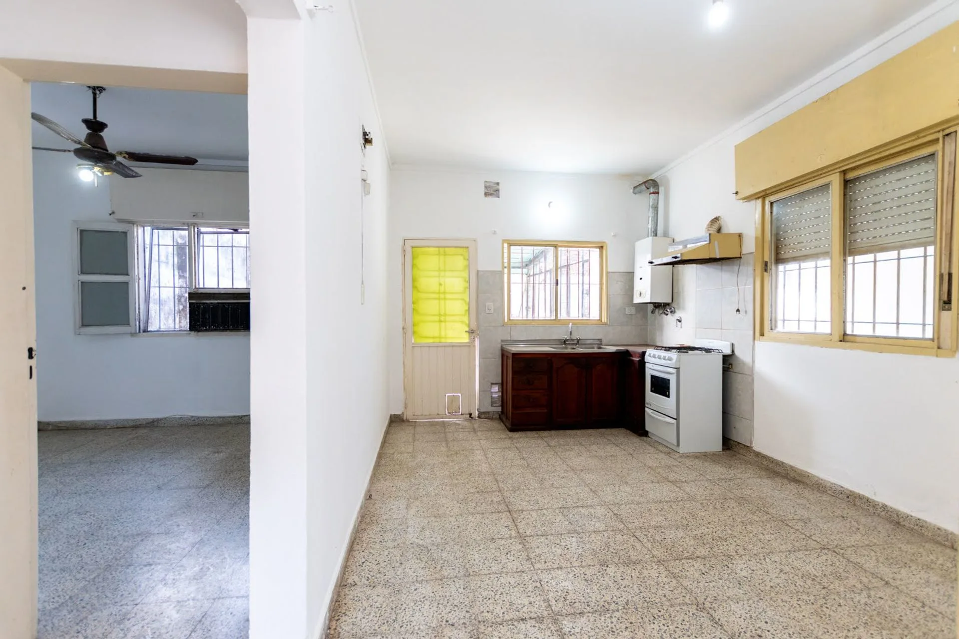 CASA CON DEPARTAMENTO EN PLANTA ALTA foto 4