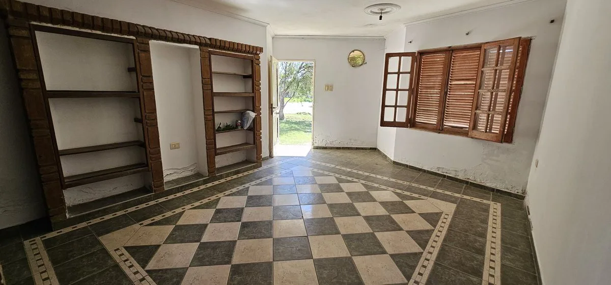 Casa con detalles a terminar foto 4