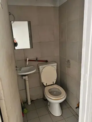 ALQUILER LOCAL COMERCIAL- ZONA CENTRICA RAMOS MEJIA foto 4