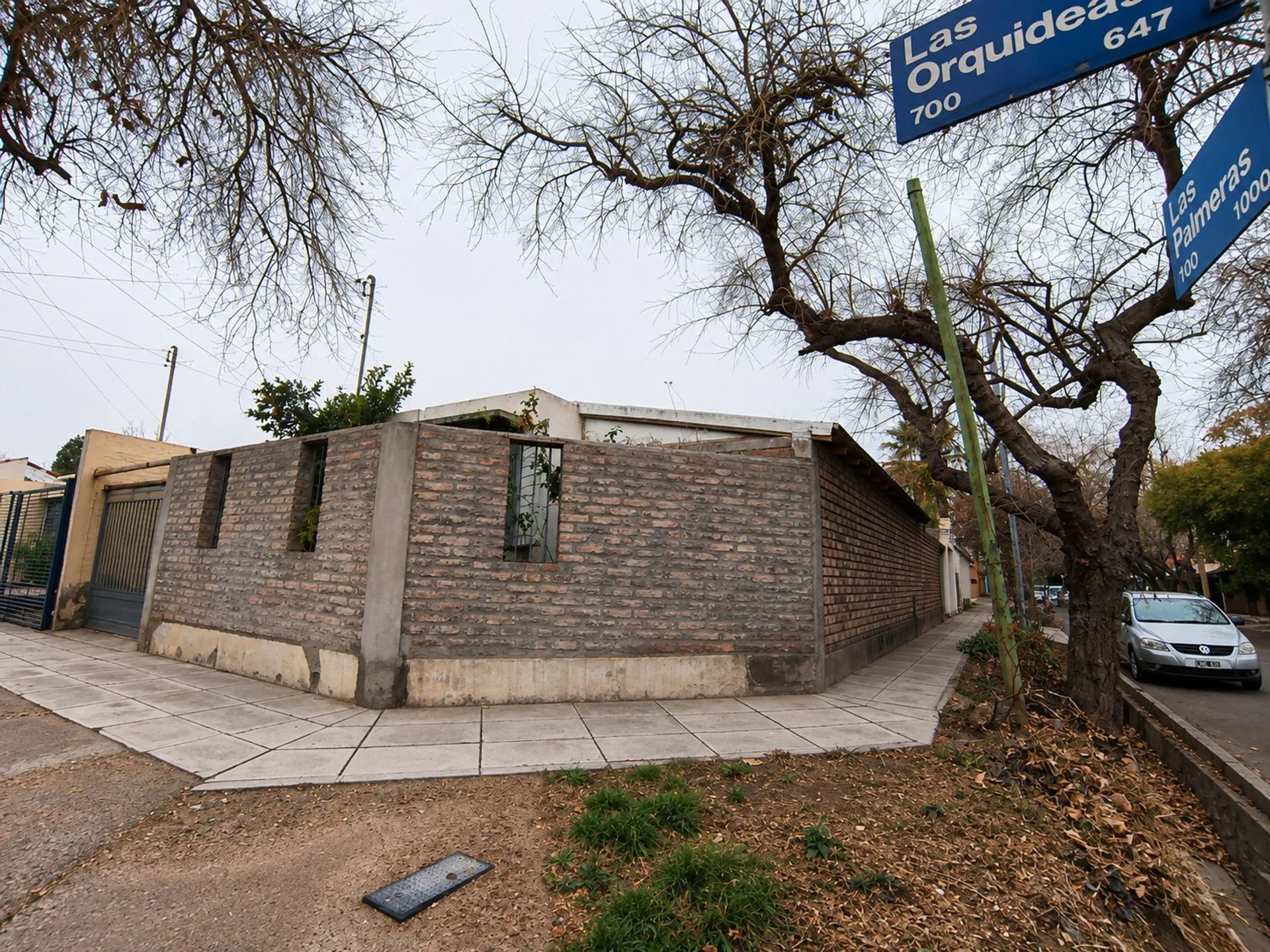 VENTA CASA EXCELENTE UBICACION BARRIO DECAVIAL foto 4