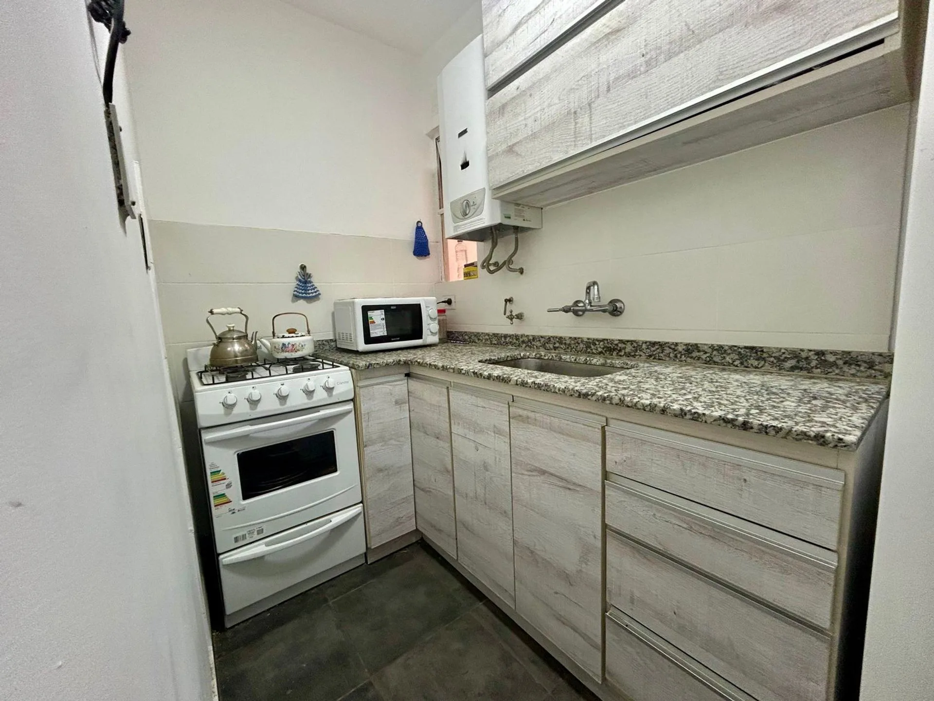 VENTA DEPARTAMENTO 2 AMBIENTES OPORTUNIDAD foto 4