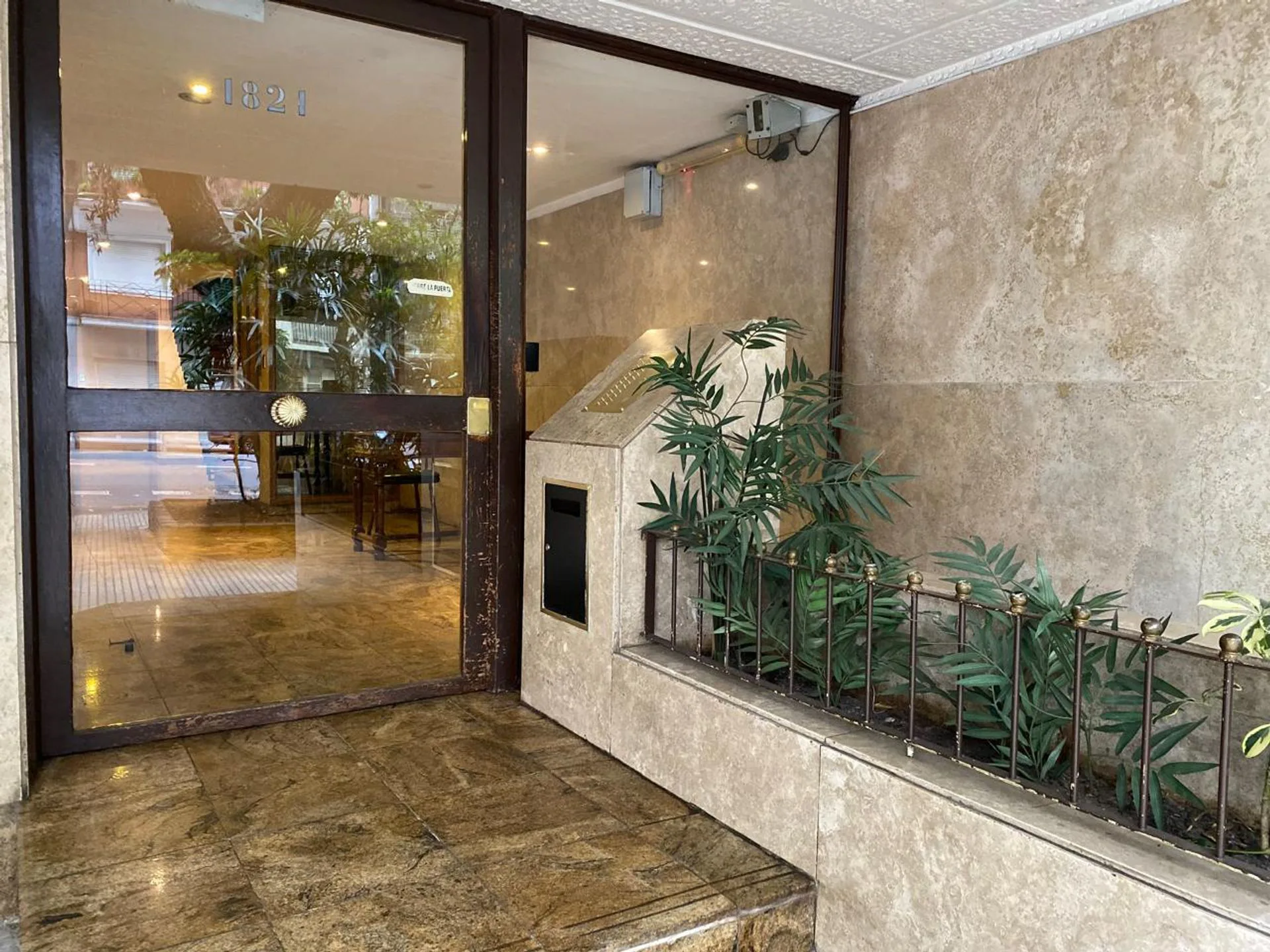 VENTA DEPTO 3 AMB ALTO PALERMO CON COCHERA foto 3