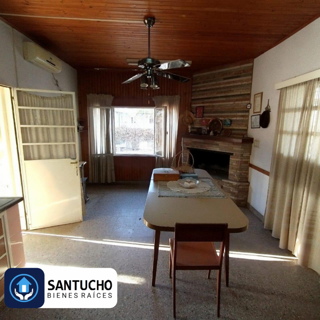VENTA / Casa en Avenida principal, Colonia Caroya. foto 4