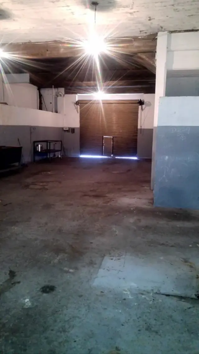 ALQUILER - GALPON 160 m2 APROX.
