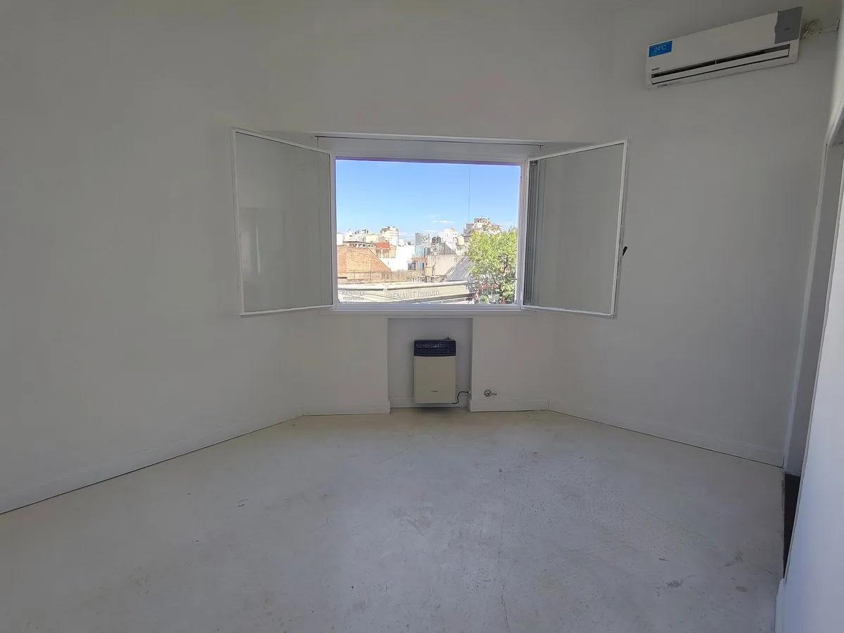 Departamento dos ambientes - Venta - San Cristóbal foto 3