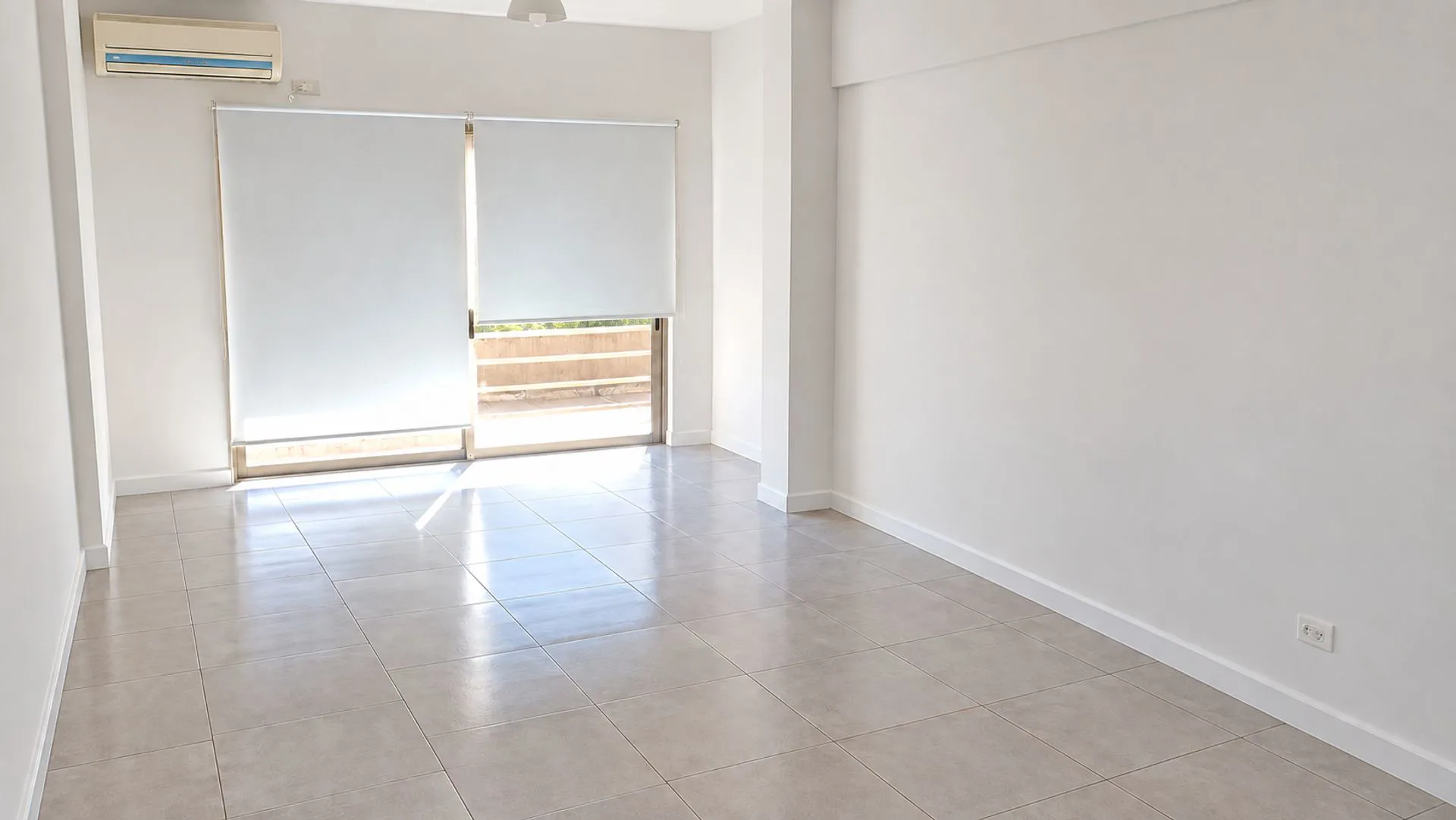 Alquiler Departamento Monoambiente Alberdi al 2300 foto 2
