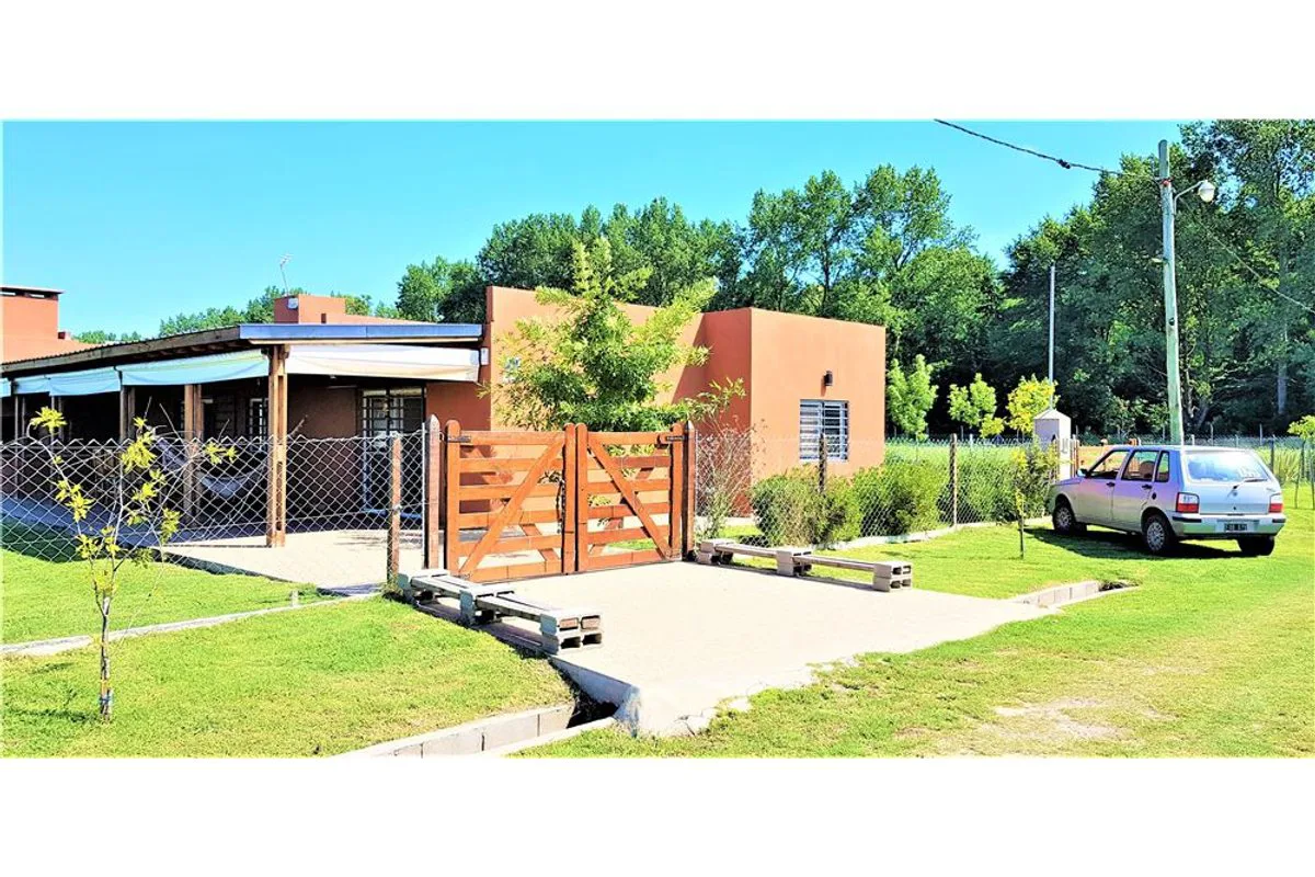 Lote de 820 m2 en "ROBLES DE ALVAREZ" etapa 1 foto 3